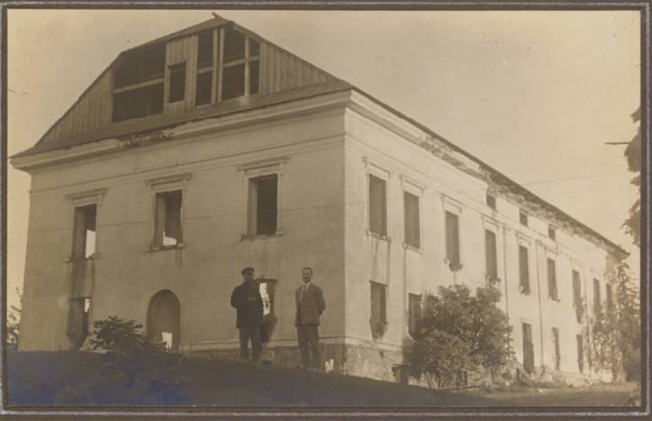  - Костёл Святого Креста и кляштор бенедиктинцев. 