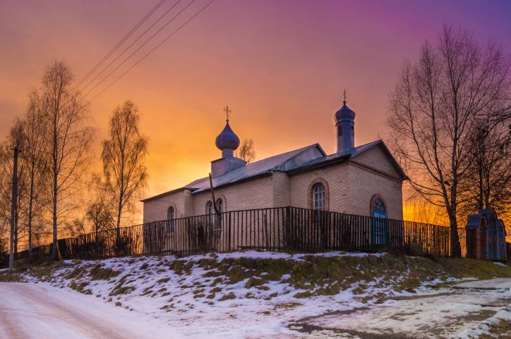 Рэчкі |  Царква . Рэчкі. Царква Святога Духа.<br>Пабудавана ў 2-ой палове XVIII стагоддзя, абноўлена ў 1990 годзе.