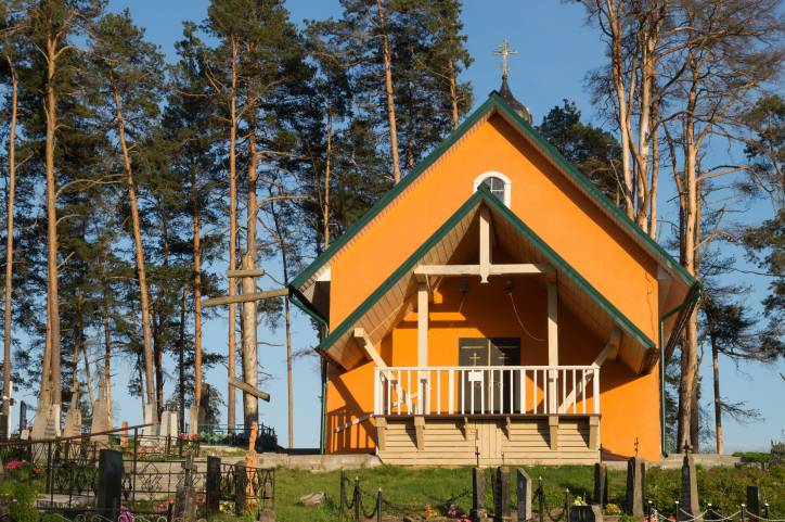 Затемень. В деревне 