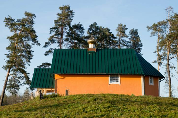 Затемень. В деревне 