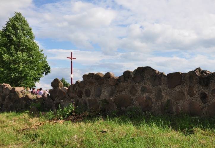 Oborek (Połoczany). Kościół Wniebowzięcia NMP i św. Rocha