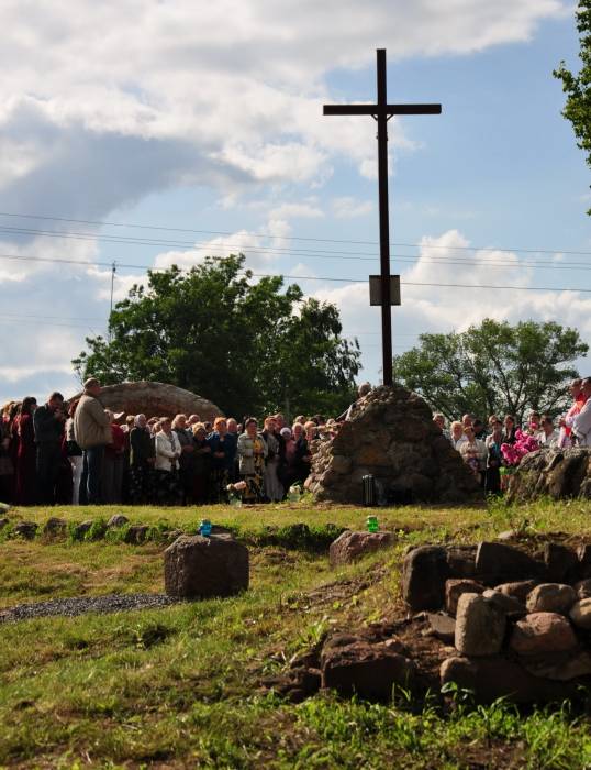 Oborek (Połoczany). Kościół Wniebowzięcia NMP i św. Rocha