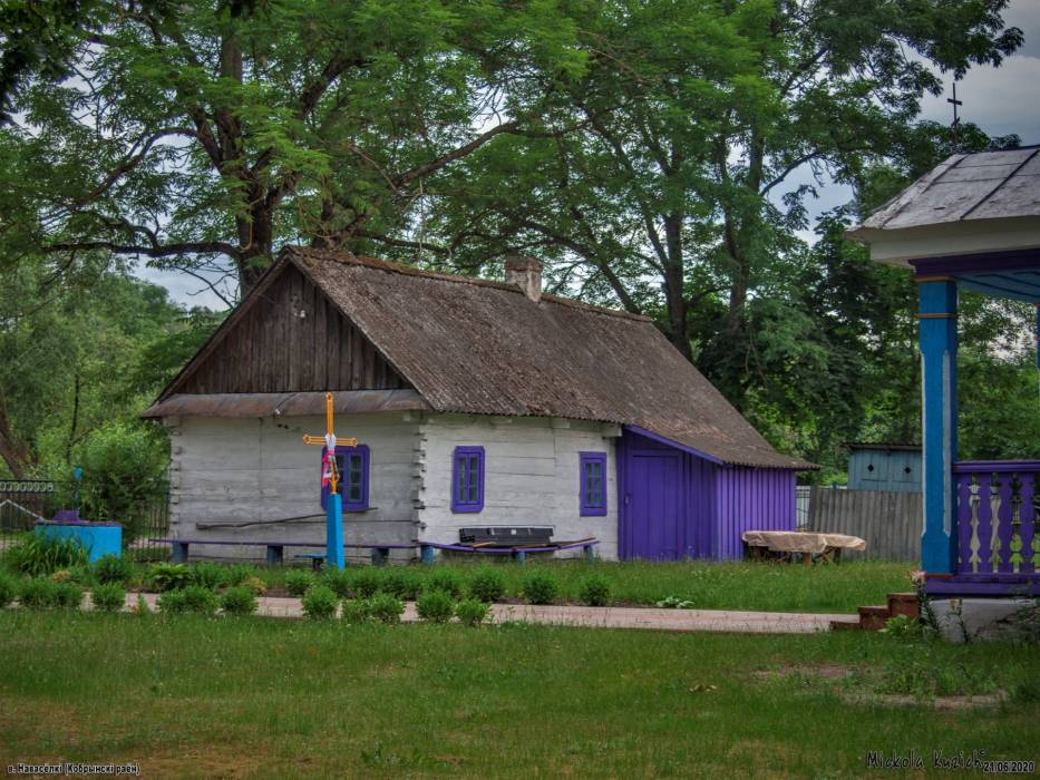  - Царква Святога Міхала Арханёла. Хата святара