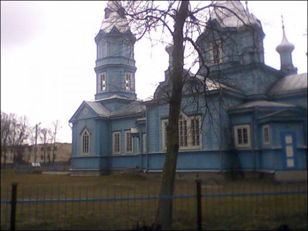 Повитье. Церковь Рождества Пресвятой Богородицы