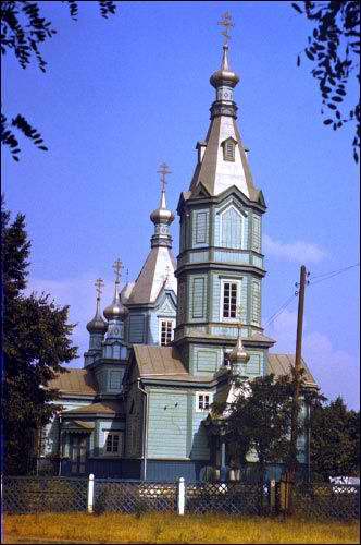 Повитье. Церковь Рождества Пресвятой Богородицы