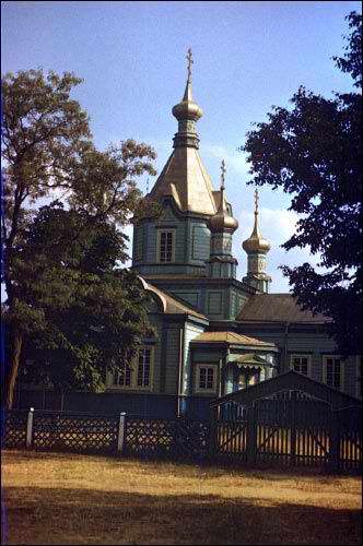 Повитье. Церковь Рождества Пресвятой Богородицы