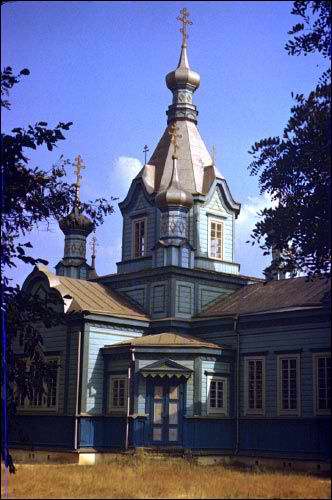 Повитье. Церковь Рождества Пресвятой Богородицы