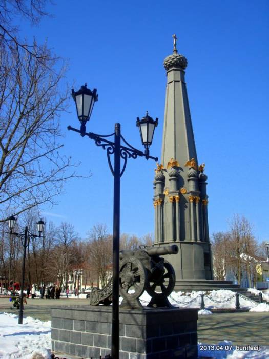 Полоцк.  Памятник войне 1812 г.