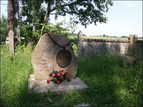  - Krajobrazy . Kamień (1933 r) ku czci Tadeusza Reytana (1741-1780)