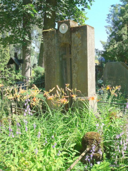  - Cmentarz stary katolicki. 