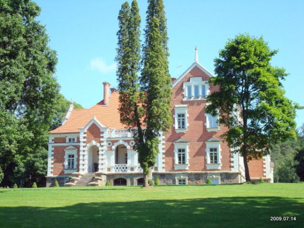 Šešuolėliai I. Manor 
