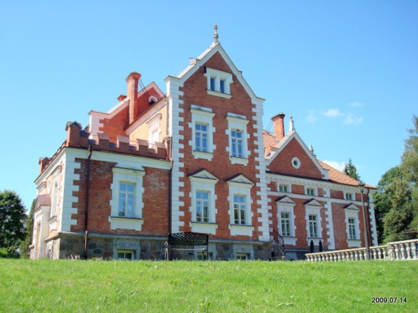 Šešuolėliai I. Manor 