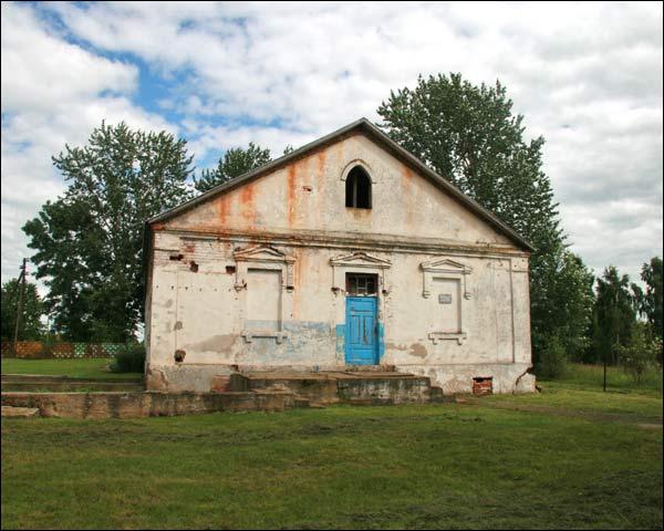 Великая Медвядка |  Усадьба (остатки). Официна, западный фасад