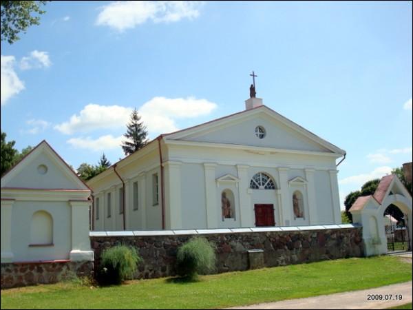 Čiobiškis. Catholic church of St. John the Baptist