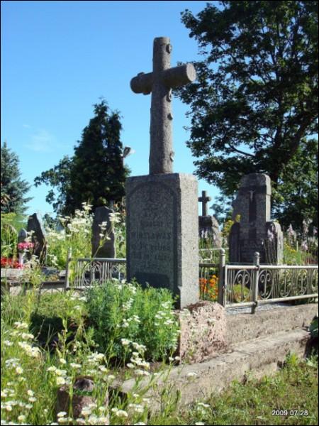 Кладбище старое католическое Молетах.   - Кладбище старое католическое.