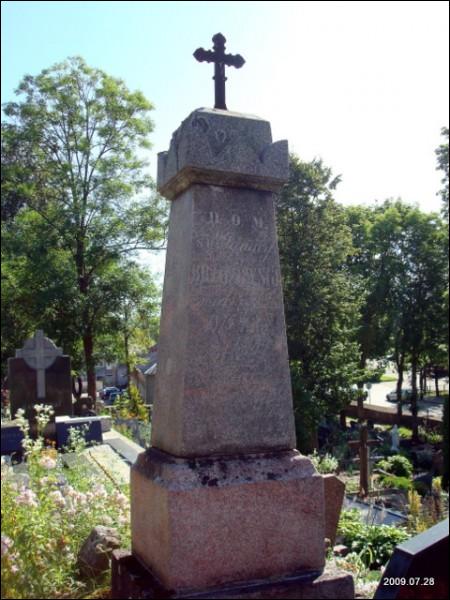 Кладбище старое католическое Молетах.   - Кладбище старое католическое.