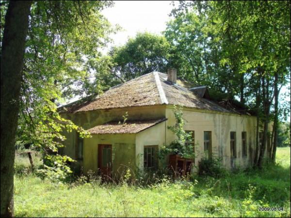 Wysoki Dwór. Zespół pałacowo-parkowy Malewskich