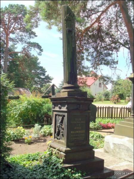 Wysoki Dwór. Cmentarz stary katolicki