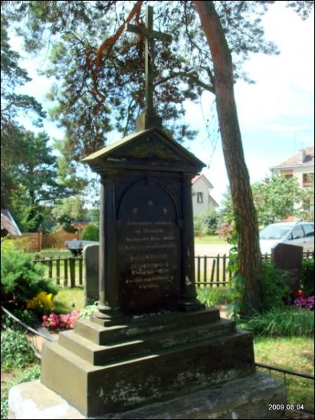  - Cmentarz stary katolicki. 