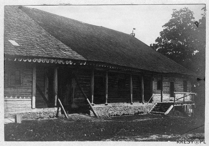 Čambrova. Farmstead 
