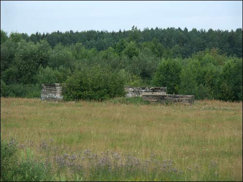 - Umocnienia obronne . Obronne umocnienia (1915-16)