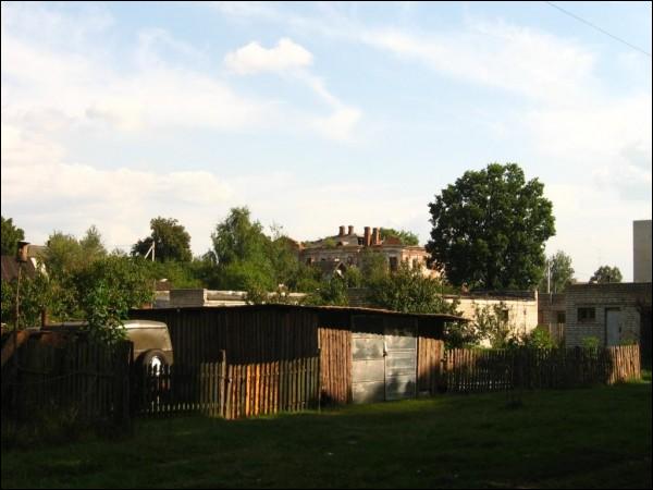 Novy Uborak. In the village 