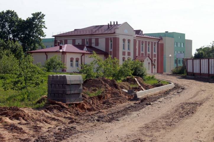 Nowy Uborek. Zespół dworsko-parkowy 