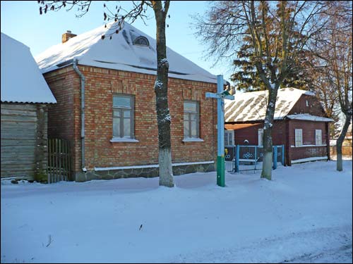 Да 1939 ў гэтым будынку месціўся паліцейскі ўчастак Сваятычы. Краявіды