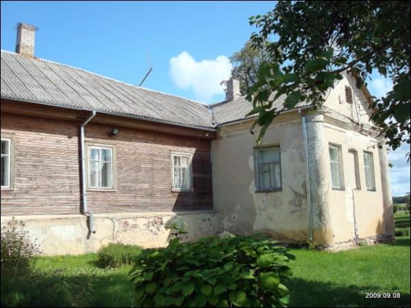  - Manor . 