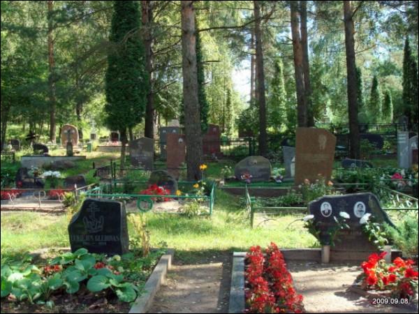 Гайлюны (Лазарцы). Могілкі стараверскія