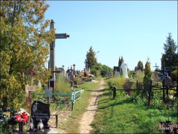 Inturkė (Anturkė). cemetery Catholic