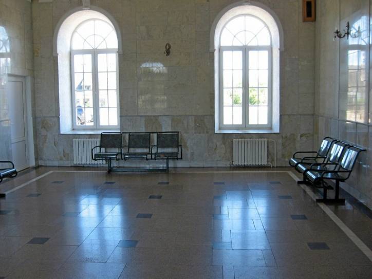 Dworzec kolejowy  .   - Dworzec kolejowy .