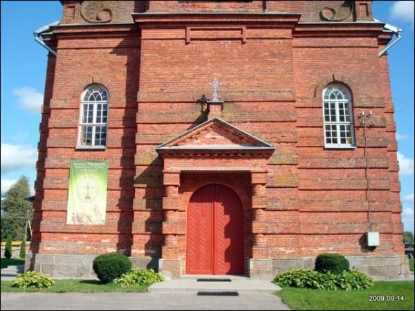 Žemaitkiemis |  Catholic church of St. Stanislaus. 