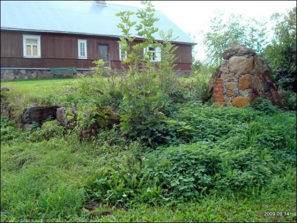  - Manor . 