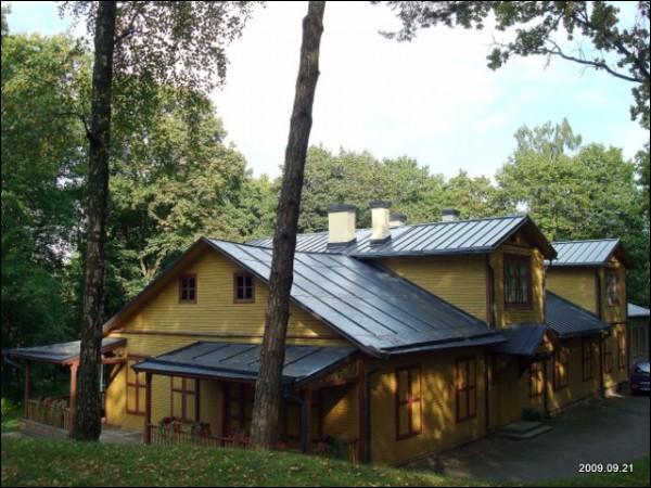 Markucie. Zespół dworsko-parkowy Puszkinych