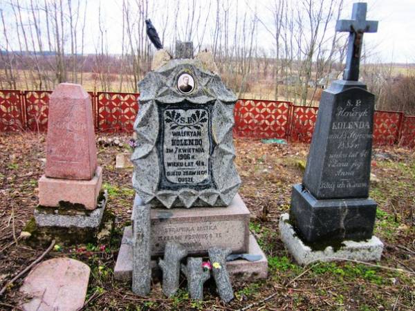 Milkavičy.  cemetery Old Catholic