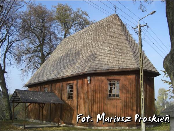 Деревянная церковь св. Анны в Старой Каменной (XVIв.) – старейшая сакральная постройка на Подляшьи Старая Каменна. Костёл Святой Анны