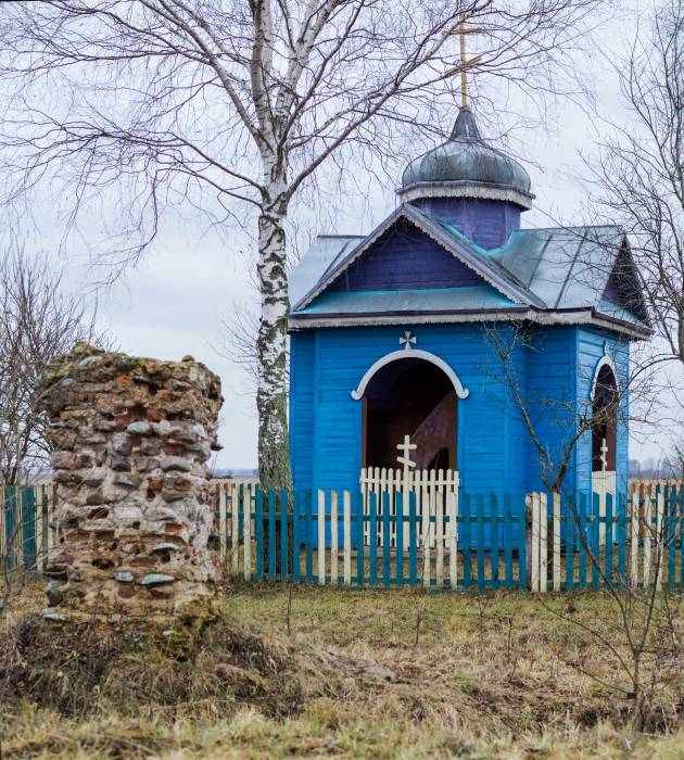  - Small chapel . Exterior