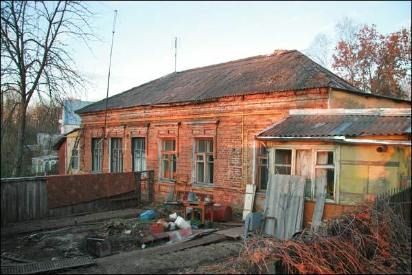  - Budynki zabytkowe ul. Putna / ul. Uryckiego (Oficerskaja). 