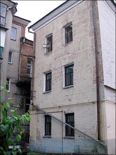  - Историческая застройка ул.Билецкого. Жылы будынак. вул. Баумана, 2(вул. Білецкага, 5). (фота 02.06.2010)