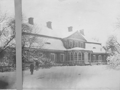  - Farmstead (ruins). 