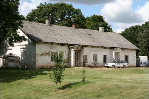  - Zespół pałacowo-parkowy . Oficyna pałacowa