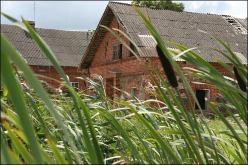  - Zespół pałacowo-parkowy . Zabudowania gospodarcze