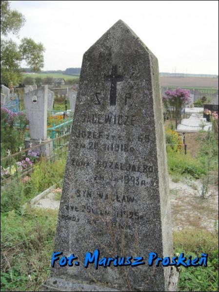 Vasiliški. cemetery Catholic