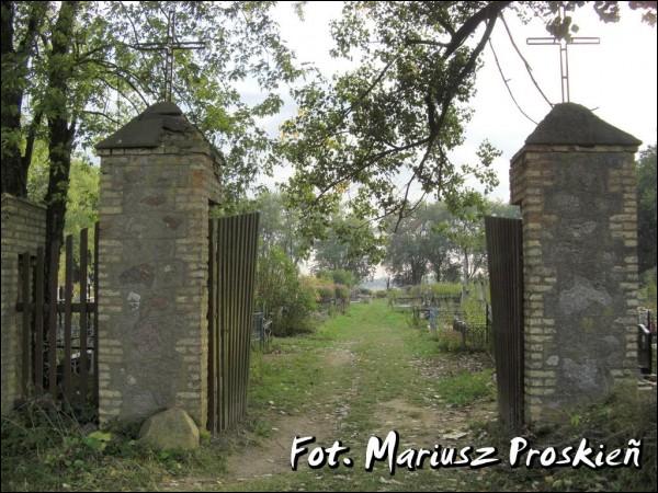 Staryja Vasiliški. cemetery Catholic