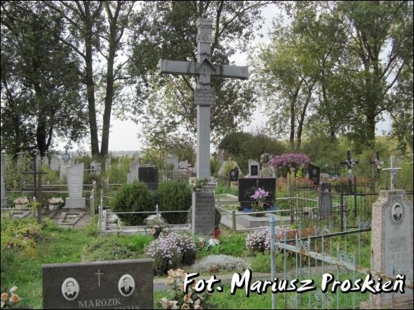 - cemetery Catholic. 