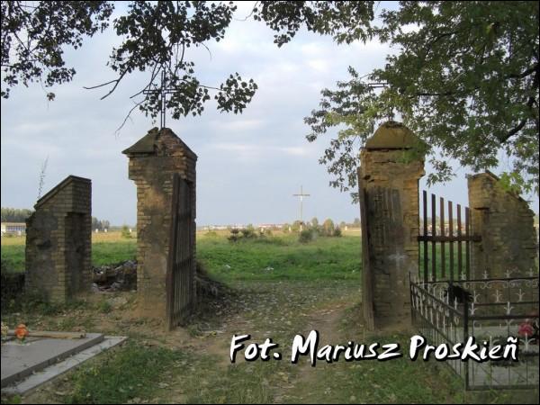  - cemetery Catholic. Cemetery gates