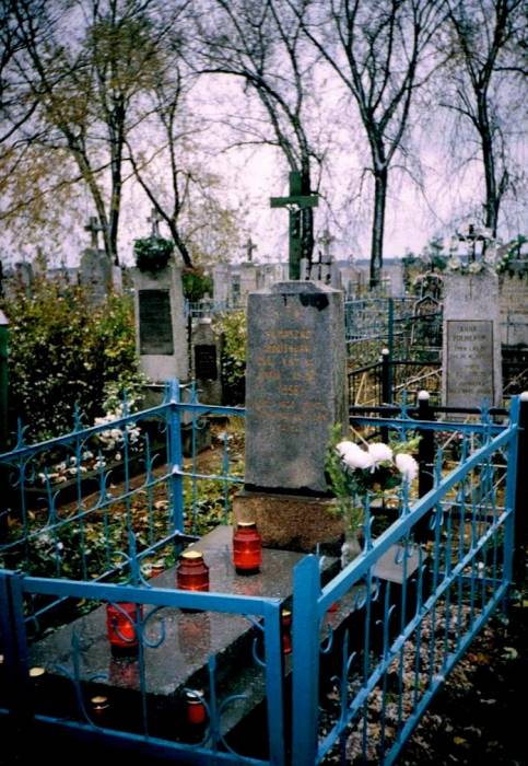  - cemetery Catholic. 