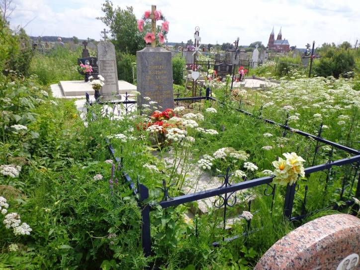  - cemetery Catholic. 