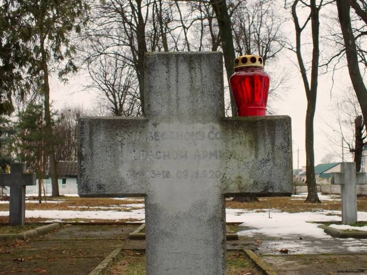  - Kwatera żołnierzy polskich poległych w 1920r. . 